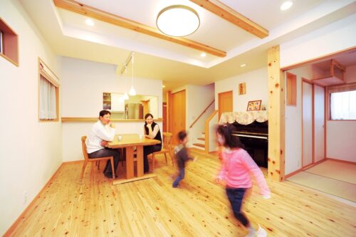 横浜市で注文住宅を建てる大栄建設が建てる安心で丈夫な家_リビングダイニングキッチン