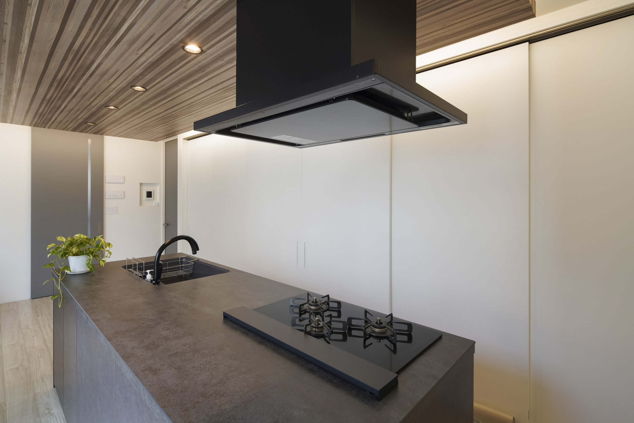 ペットと暮らす中庭のある家