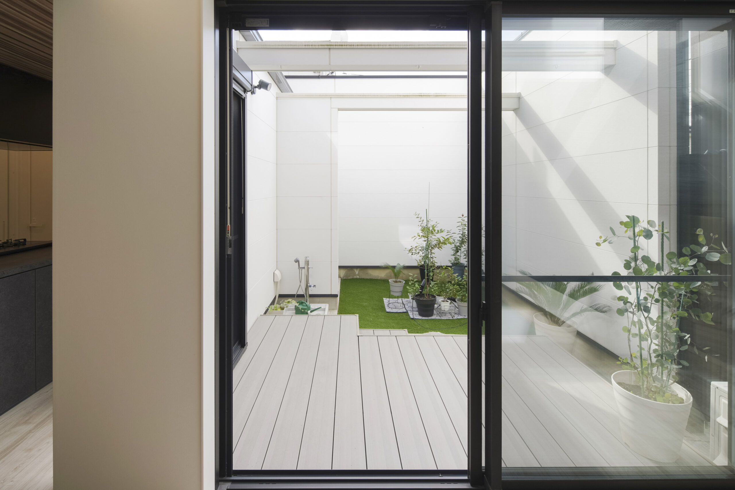 ペットと暮らす中庭のある家