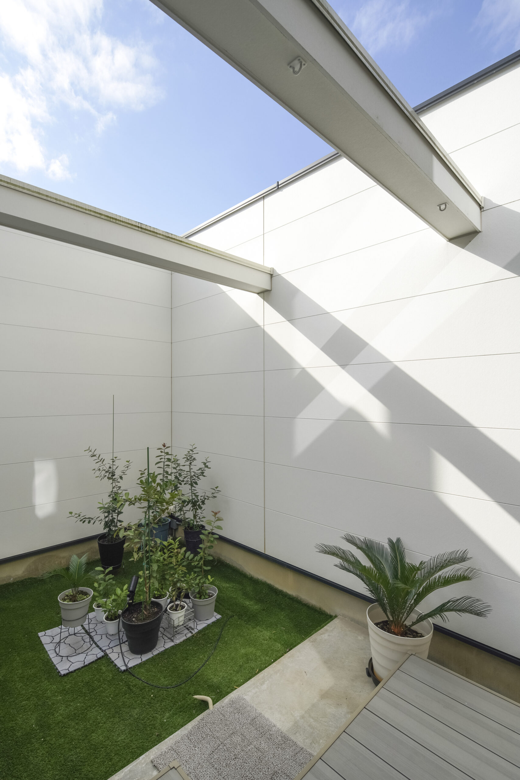 ペットと暮らす中庭のある家