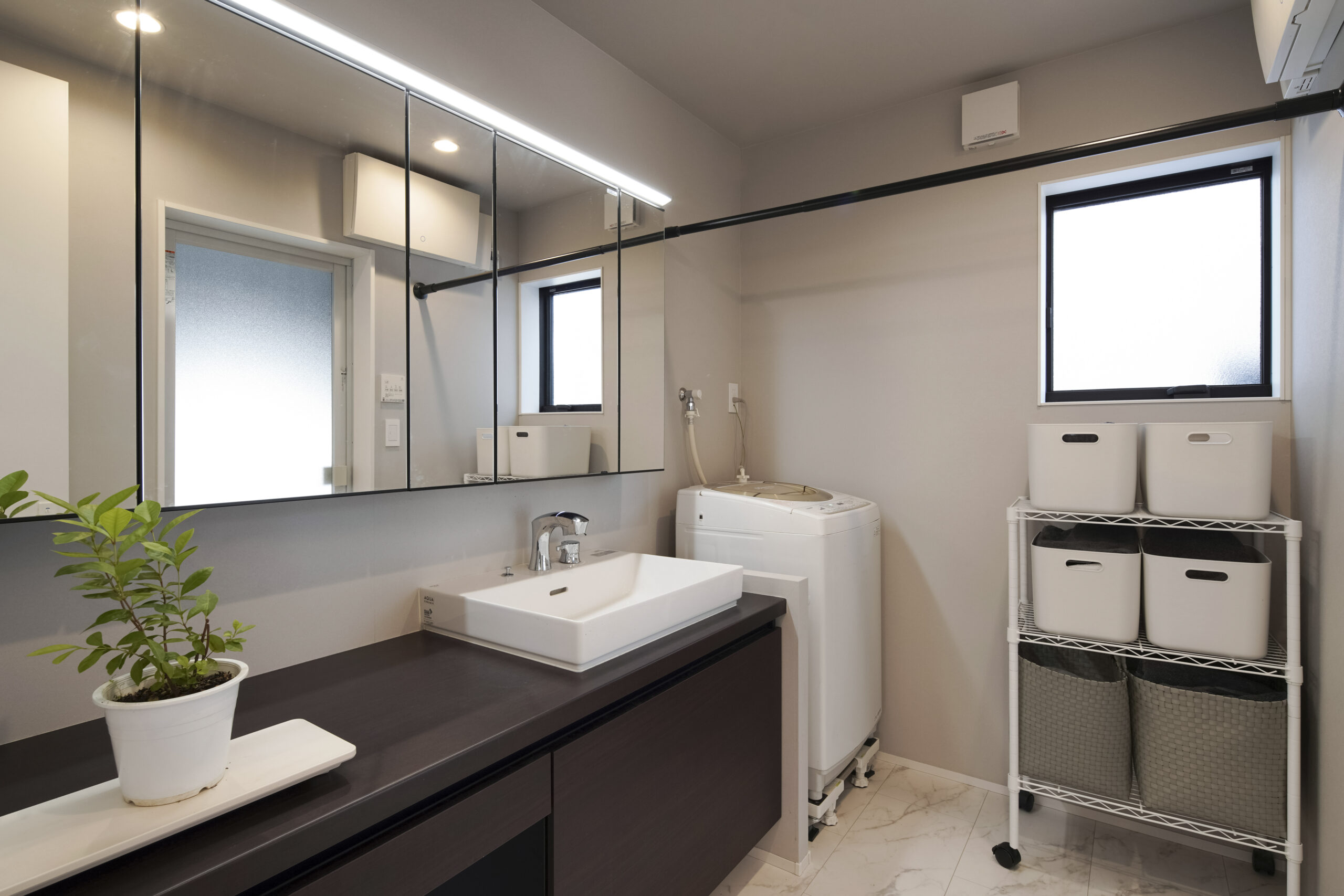 ペットと暮らす中庭のある家