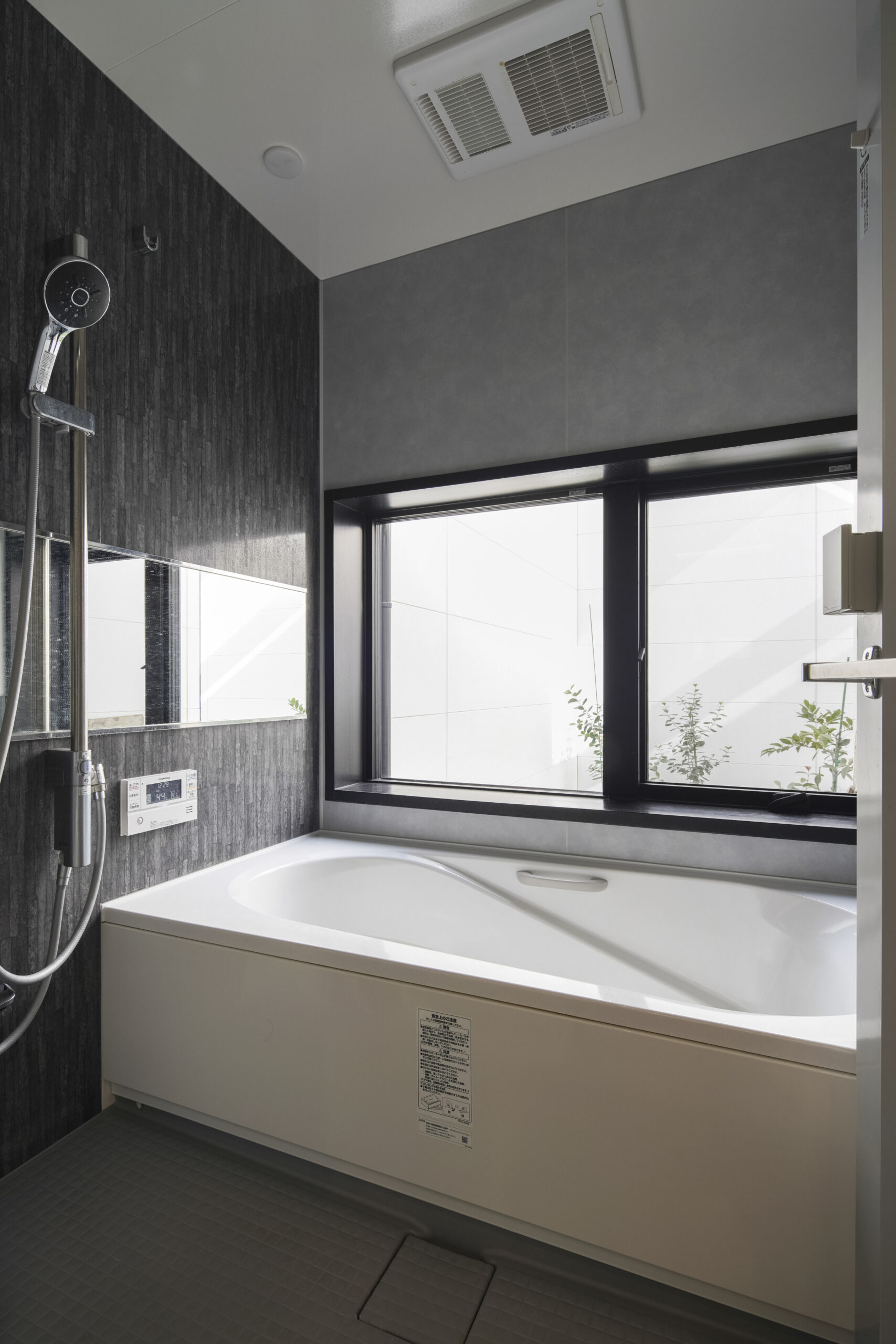 ペットと暮らす中庭のある家